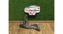 Кронштейн передней балки правый Volkswagen Caddy Фольксваген Кадди 2004 - 2011, 1K0199296F